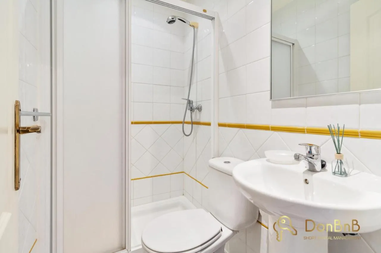 Beautiful Apartment With Sea View In Mijas Costa Ла-Кала-де-Михас